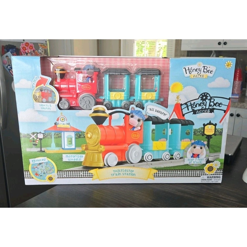 Honey Bee Acres Thistlestop Train Station Complete Set with Doll Figure 19 Piece